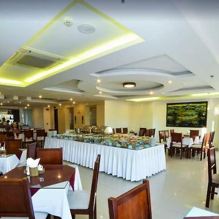 White Snow Hotel Da Nang Bagian luar foto